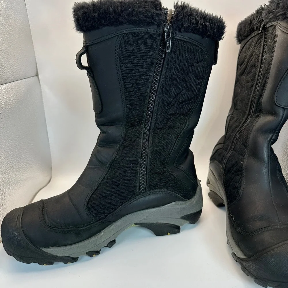 Keen Winter Boots Women 8 Black Waterproof Faux Fur Trim Gorpcore Outdoor